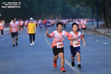 BINH DUONG NEW CITY HALF MARATHON 2024 - Ảnh #1772219