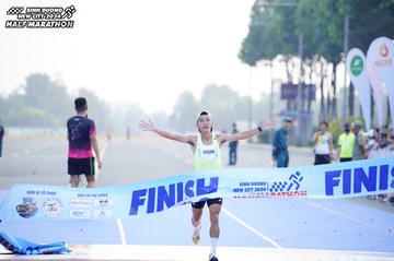 BINH DUONG NEW CITY HALF MARATHON 2024 - Ảnh #1771391