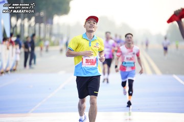 BINH DUONG NEW CITY HALF MARATHON 2024 - Ảnh #1757426