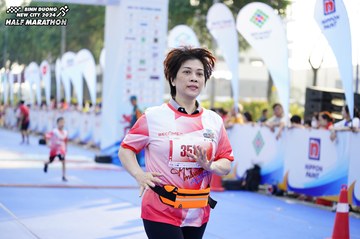 BINH DUONG NEW CITY HALF MARATHON 2024 - Ảnh #1763003