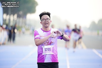 BINH DUONG NEW CITY HALF MARATHON 2024 - Ảnh #1757477
