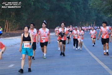 BINH DUONG NEW CITY HALF MARATHON 2024 - Ảnh #1772775