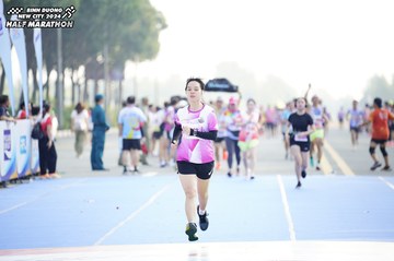 BINH DUONG NEW CITY HALF MARATHON 2024 - Ảnh #1759194