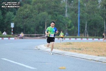 BINH DUONG NEW CITY HALF MARATHON 2024 - Ảnh #1735496