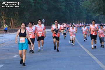 BINH DUONG NEW CITY HALF MARATHON 2024 - Ảnh #1772783