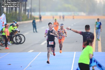 BINH DUONG NEW CITY HALF MARATHON 2024 - Ảnh #1739196