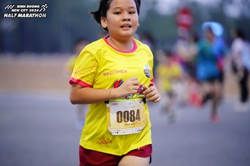BINH DUONG NEW CITY HALF MARATHON 2024 - Ảnh #1725339