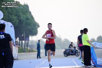 BINH DUONG NEW CITY HALF MARATHON 2024 - Ảnh #1770992