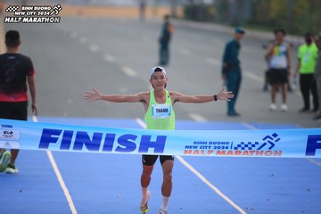 BINH DUONG NEW CITY HALF MARATHON 2024 - Ảnh #1738613