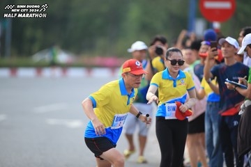 BINH DUONG NEW CITY HALF MARATHON 2024 - Ảnh #1736277