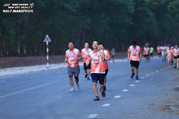 BINH DUONG NEW CITY HALF MARATHON 2024 - Ảnh #1750463