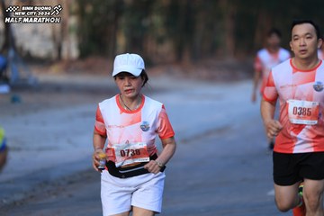 BINH DUONG NEW CITY HALF MARATHON 2024 - Ảnh #1750833