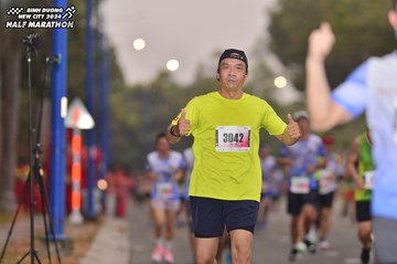 BINH DUONG NEW CITY HALF MARATHON 2024 - Ảnh #1741239
