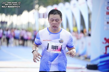 BINH DUONG NEW CITY HALF MARATHON 2024 - Ảnh #1760823