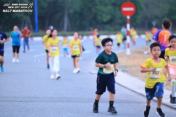 BINH DUONG NEW CITY HALF MARATHON 2024 - Ảnh #1726468