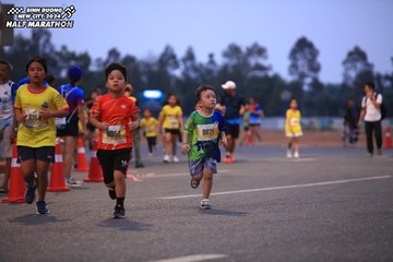 BINH DUONG NEW CITY HALF MARATHON 2024 - Ảnh #1728236