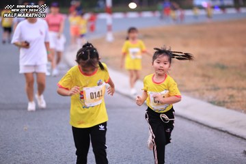BINH DUONG NEW CITY HALF MARATHON 2024 - Ảnh #1727049