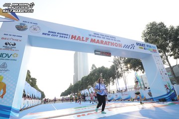 BINH DUONG NEW CITY HALF MARATHON 2024 - Ảnh #1821446