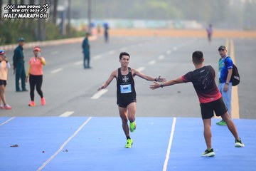 BINH DUONG NEW CITY HALF MARATHON 2024 - Ảnh #1738912
