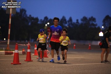 BINH DUONG NEW CITY HALF MARATHON 2024 - Ảnh #1728516