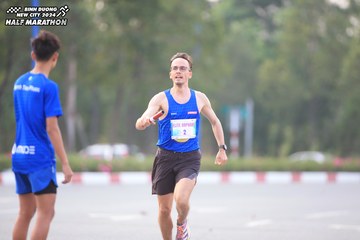 BINH DUONG NEW CITY HALF MARATHON 2024 - Ảnh #1736388