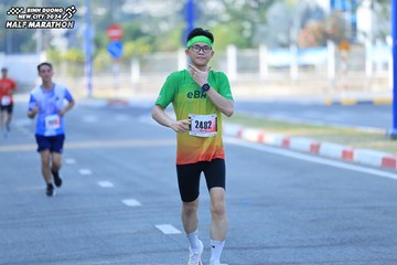 BINH DUONG NEW CITY HALF MARATHON 2024 - Ảnh #1768880