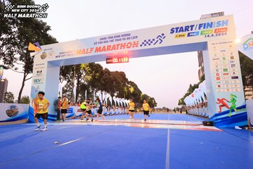 BINH DUONG NEW CITY HALF MARATHON 2024 - Ảnh #1729628