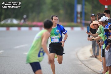 BINH DUONG NEW CITY HALF MARATHON 2024 - Ảnh #1736256