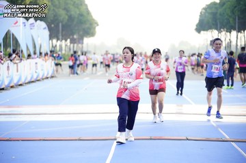 BINH DUONG NEW CITY HALF MARATHON 2024 - Ảnh #1763804