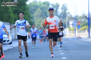 BINH DUONG NEW CITY HALF MARATHON 2024 - Ảnh #1766987