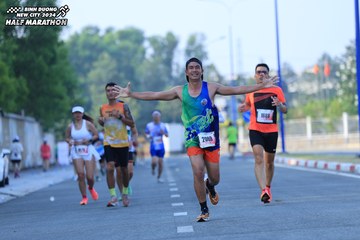 BINH DUONG NEW CITY HALF MARATHON 2024 - Ảnh #1766013
