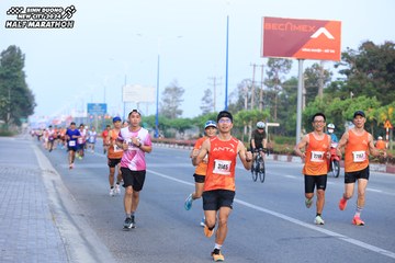 BINH DUONG NEW CITY HALF MARATHON 2024 - Ảnh #1772443