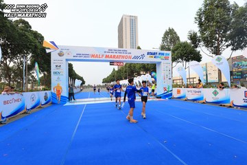 BINH DUONG NEW CITY HALF MARATHON 2024 - Ảnh #1736094