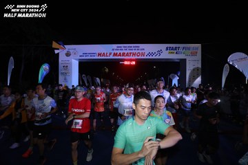 BINH DUONG NEW CITY HALF MARATHON 2024 - Ảnh #1737831