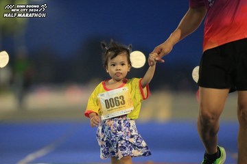 BINH DUONG NEW CITY HALF MARATHON 2024 - Ảnh #1728809
