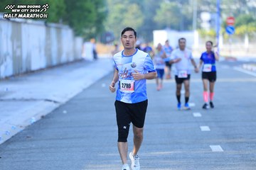 BINH DUONG NEW CITY HALF MARATHON 2024 - Ảnh #1770129