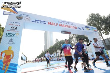 BINH DUONG NEW CITY HALF MARATHON 2024 - Ảnh #1818806