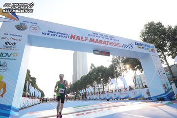 BINH DUONG NEW CITY HALF MARATHON 2024 - Ảnh #1821060