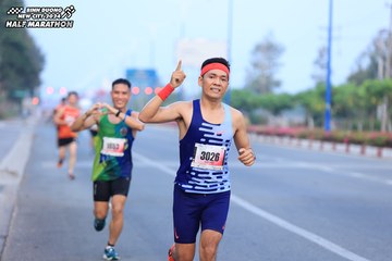 BINH DUONG NEW CITY HALF MARATHON 2024 - Ảnh #1766557