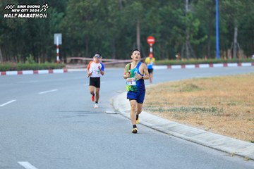 BINH DUONG NEW CITY HALF MARATHON 2024 - Ảnh #1735304