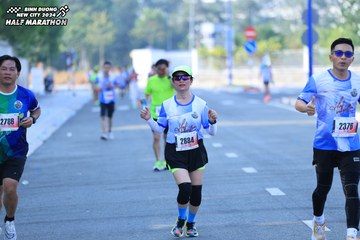 BINH DUONG NEW CITY HALF MARATHON 2024 - Ảnh #1769612