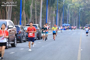 BINH DUONG NEW CITY HALF MARATHON 2024 - Ảnh #1756140