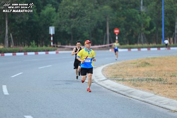 BINH DUONG NEW CITY HALF MARATHON 2024 - Ảnh #1734960