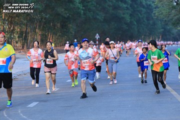 BINH DUONG NEW CITY HALF MARATHON 2024 - Ảnh #1772373
