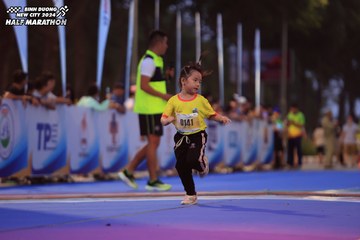 BINH DUONG NEW CITY HALF MARATHON 2024 - Ảnh #1729279