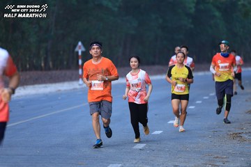 BINH DUONG NEW CITY HALF MARATHON 2024 - Ảnh #1750230