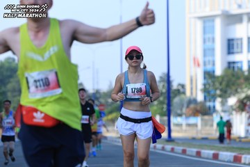 BINH DUONG NEW CITY HALF MARATHON 2024 - Ảnh #1766622