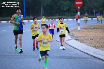 BINH DUONG NEW CITY HALF MARATHON 2024 - Ảnh #1726238