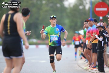 BINH DUONG NEW CITY HALF MARATHON 2024 - Ảnh #1736889