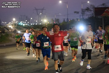 BINH DUONG NEW CITY HALF MARATHON 2024 - Ảnh #1741278